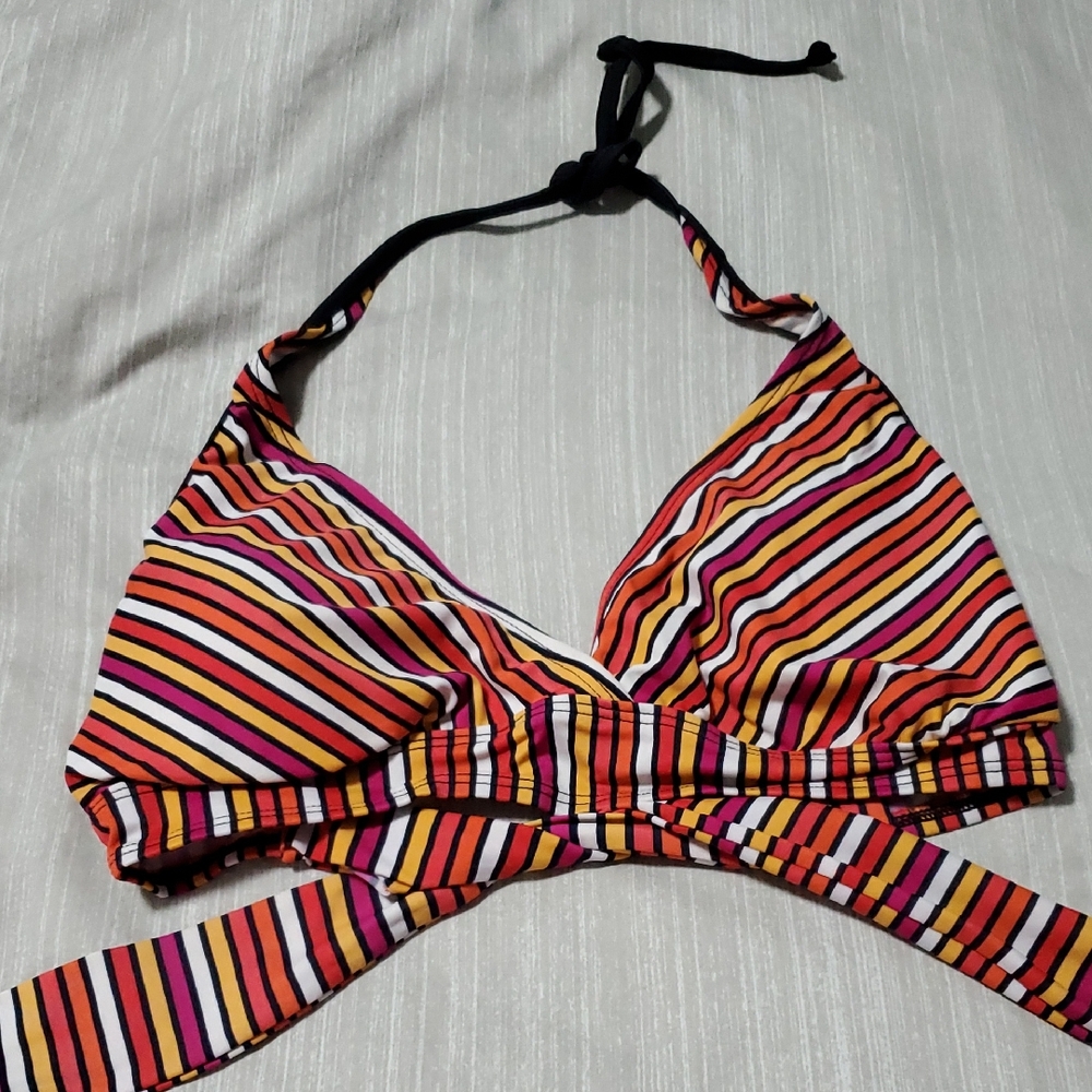 🌻 3 / $ 20 Striped Multicolor Bikini Top